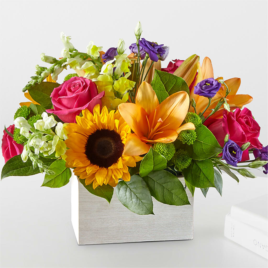 Best Day Box Bouquet – CARMIN'S FLOWER SHOP, Laredo TX