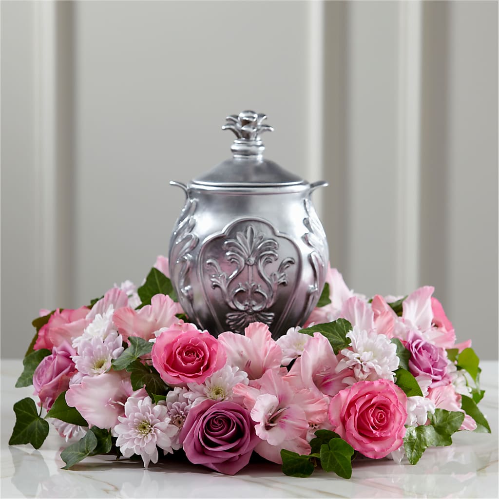 Glorious Tribute Arrangement – CARMIN'S FLOWER SHOP, Laredo TX