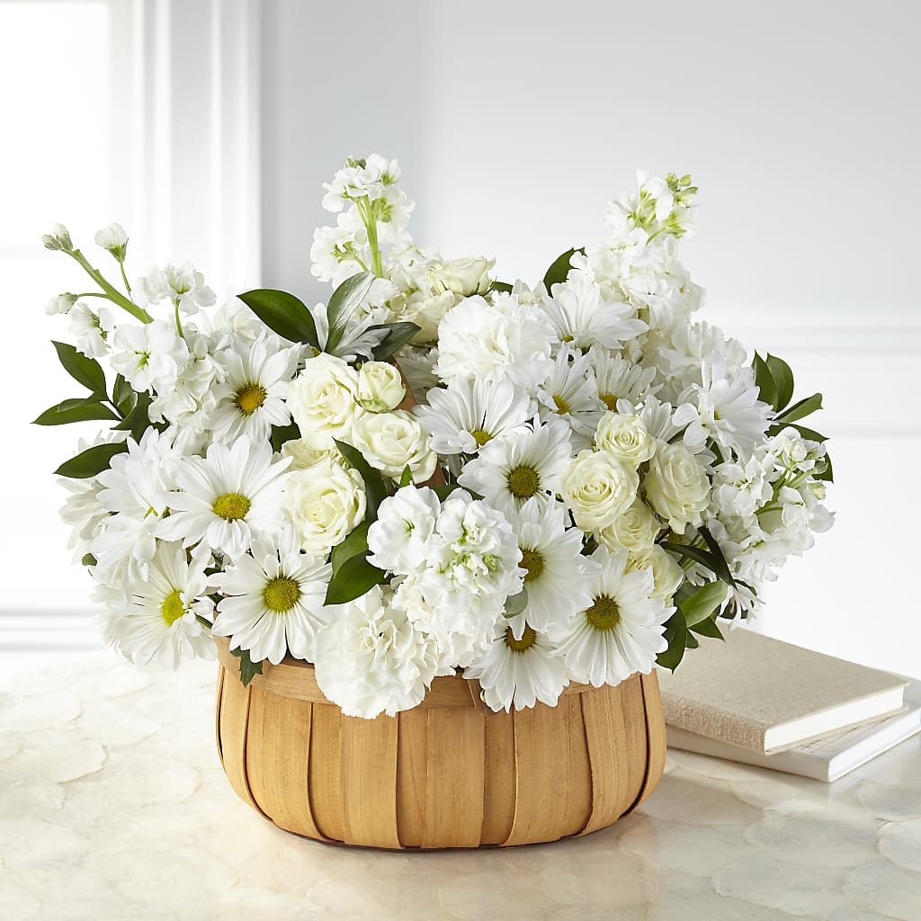 Graceful Garden Basket – CARMIN'S FLOWER SHOP, Laredo TX