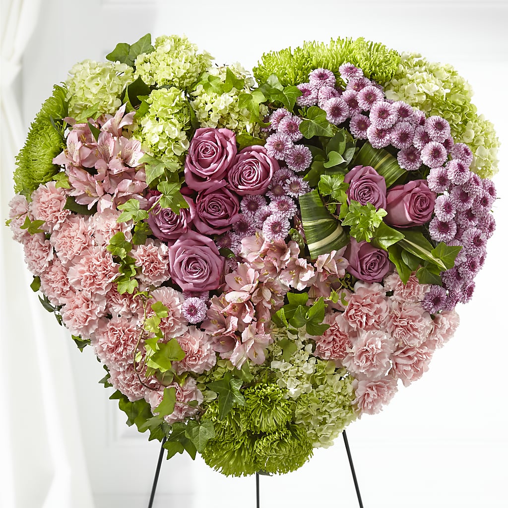 Heartwarming Standing Heart – CARMIN'S FLOWER SHOP, Laredo TX