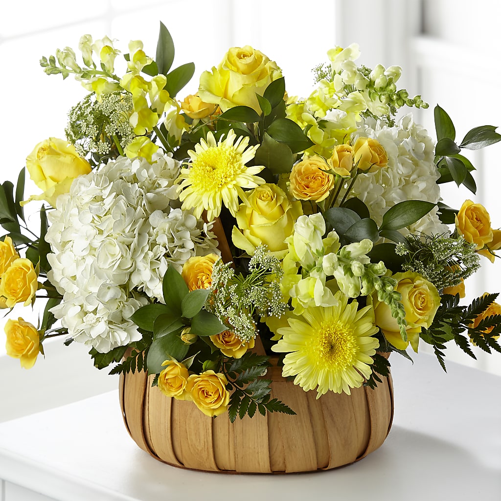 Rustic Remembrance Basket – CARMIN'S FLOWER SHOP, Laredo TX