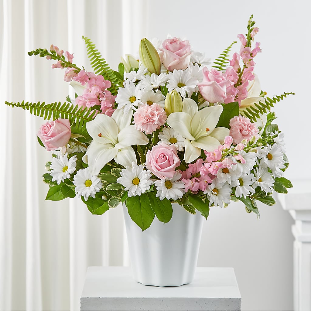 Soft Touch Tabletop Basket – CARMIN'S FLOWER SHOP, Laredo TX