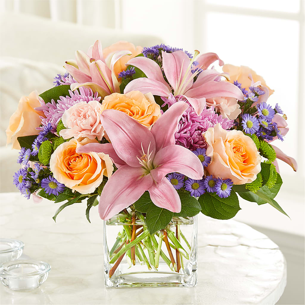 Delicate Details Bouquet – CARMIN'S FLOWER SHOP, Laredo TX