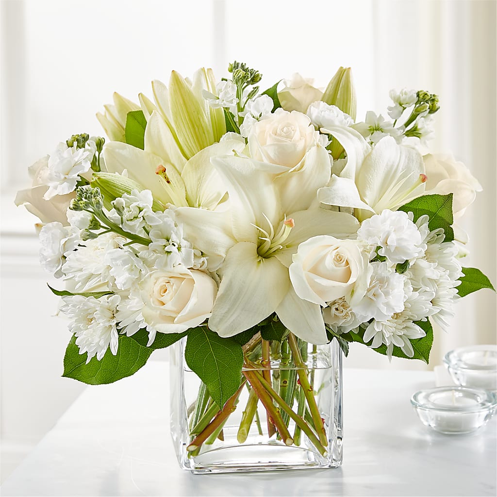 Gentle Breeze Bouquet – CARMIN'S FLOWER SHOP, Laredo TX