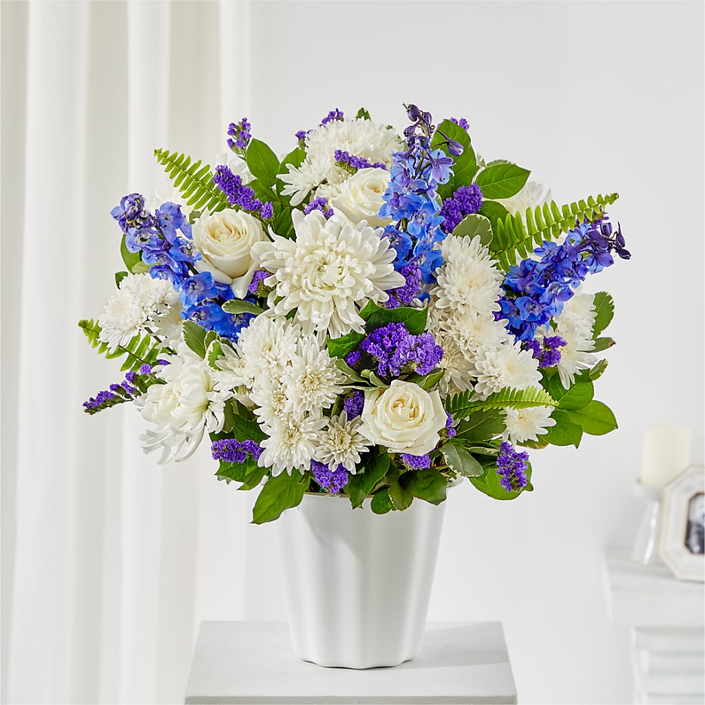 Hold Dear Tabletop Basket – CARMIN'S FLOWER SHOP, Laredo TX