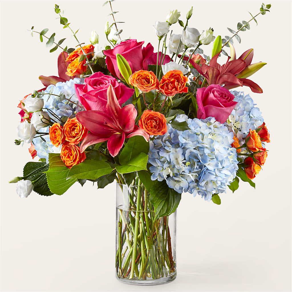 Awestruck Luxury Bouquet – CARMIN'S FLOWER SHOP, Laredo TX