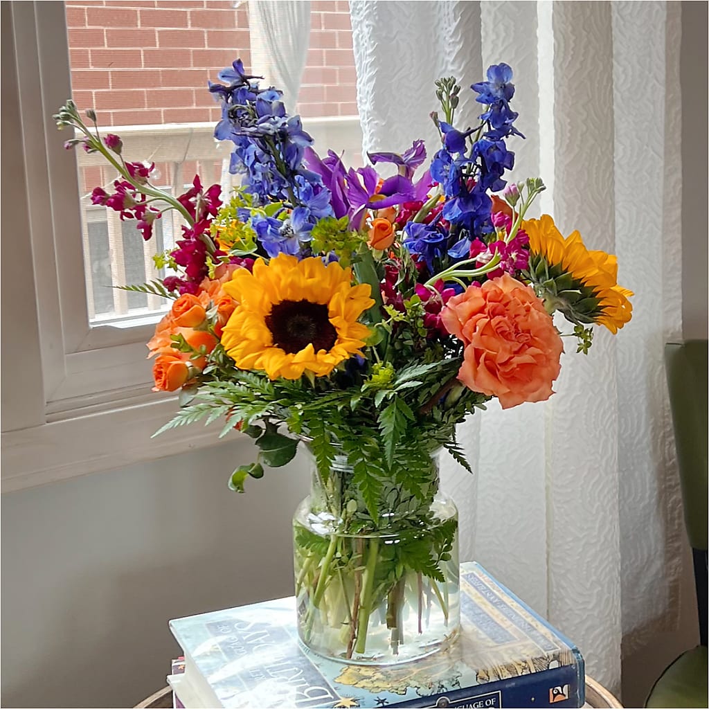 Rays of Life Bouquet – CARMIN'S FLOWER SHOP, Laredo TX
