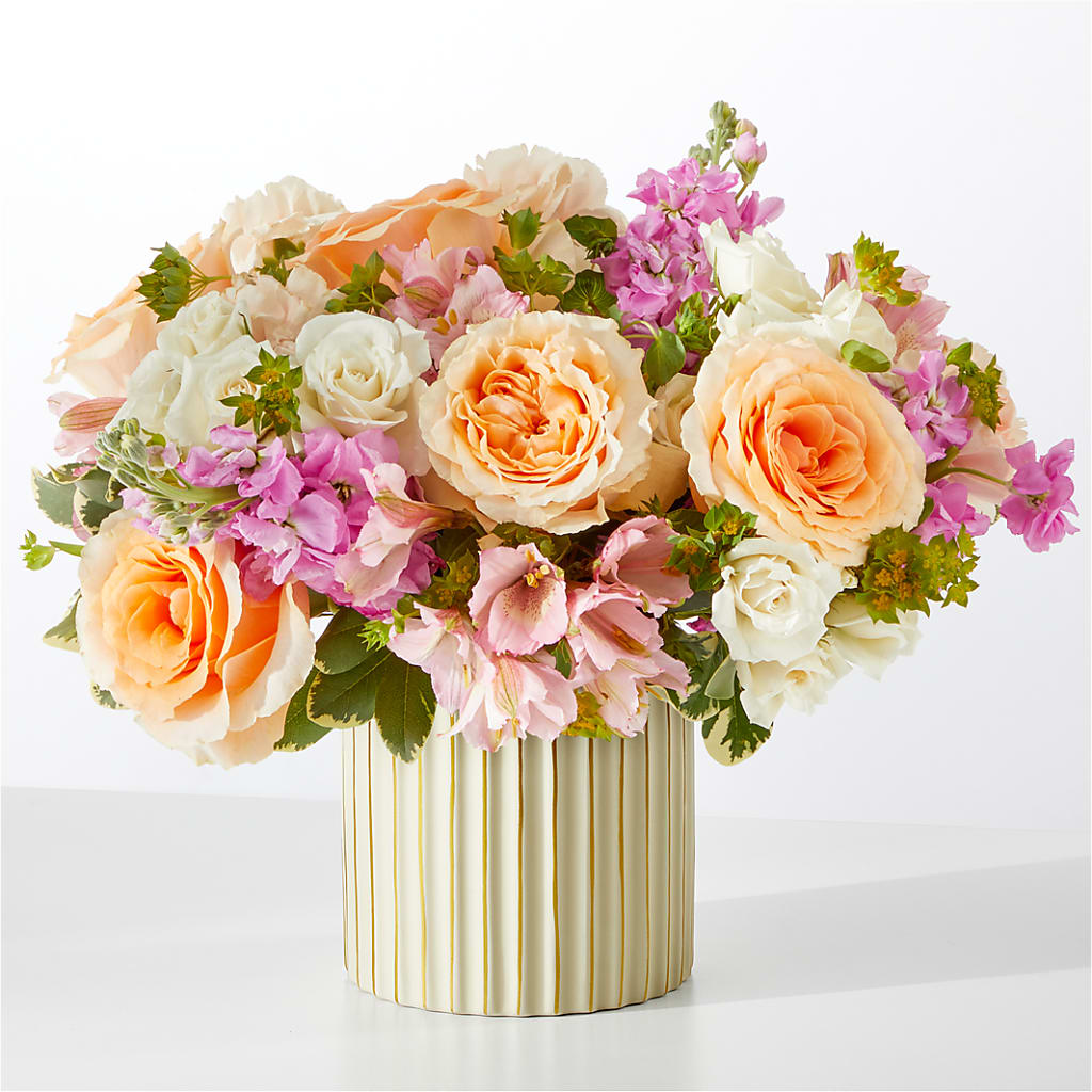 Paradise Bouquet with Ivory Vase – CARMIN'S FLOWER SHOP, Laredo TX