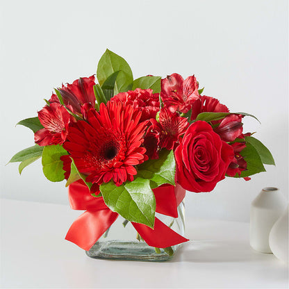 Red Hot Bouquet – CARMIN'S FLOWER SHOP, Laredo TX